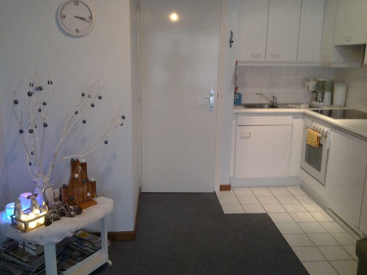 Zonnig Appartement Met Zeezicht Koksijde Exterior foto